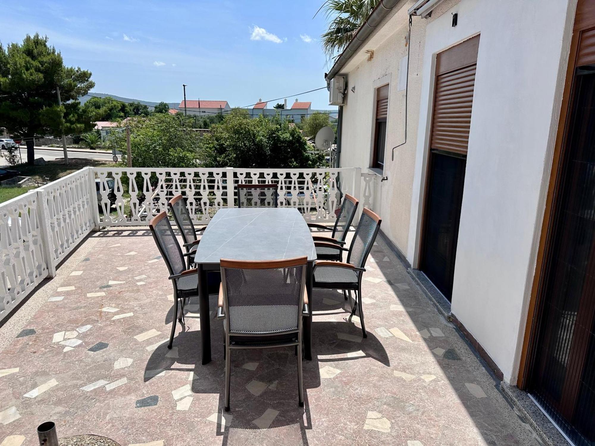 Apartmani 4 Palme Starigrad Paklenica Exteriér fotografie