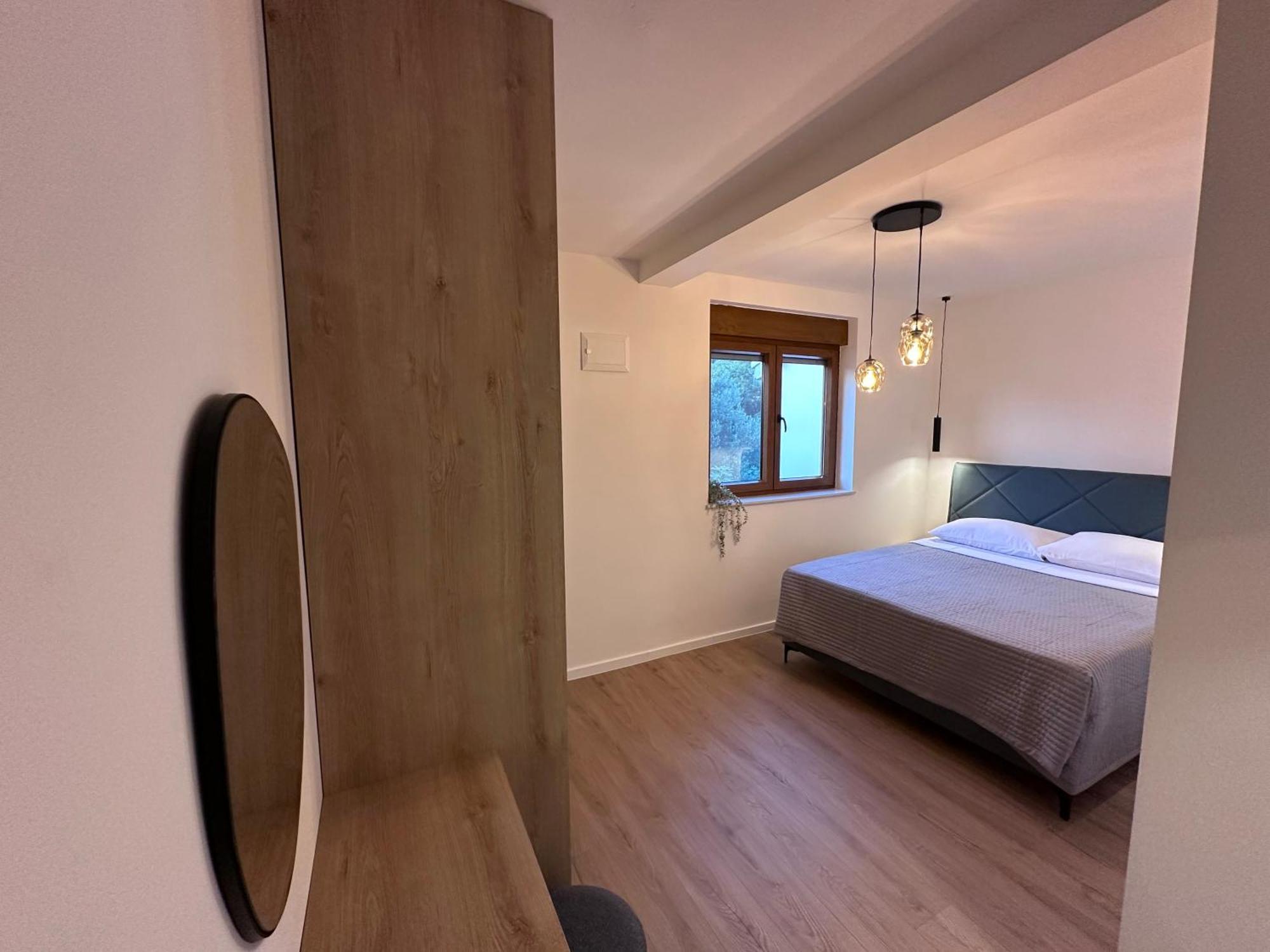 Apartmani 4 Palme Starigrad Paklenica Exteriér fotografie