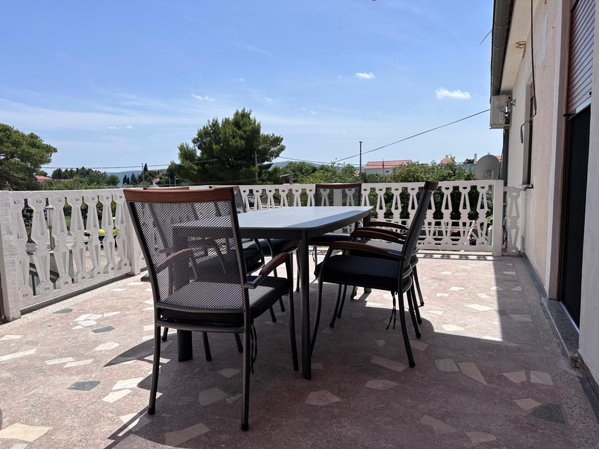 Apartmani 4 Palme Starigrad Paklenica Exteriér fotografie