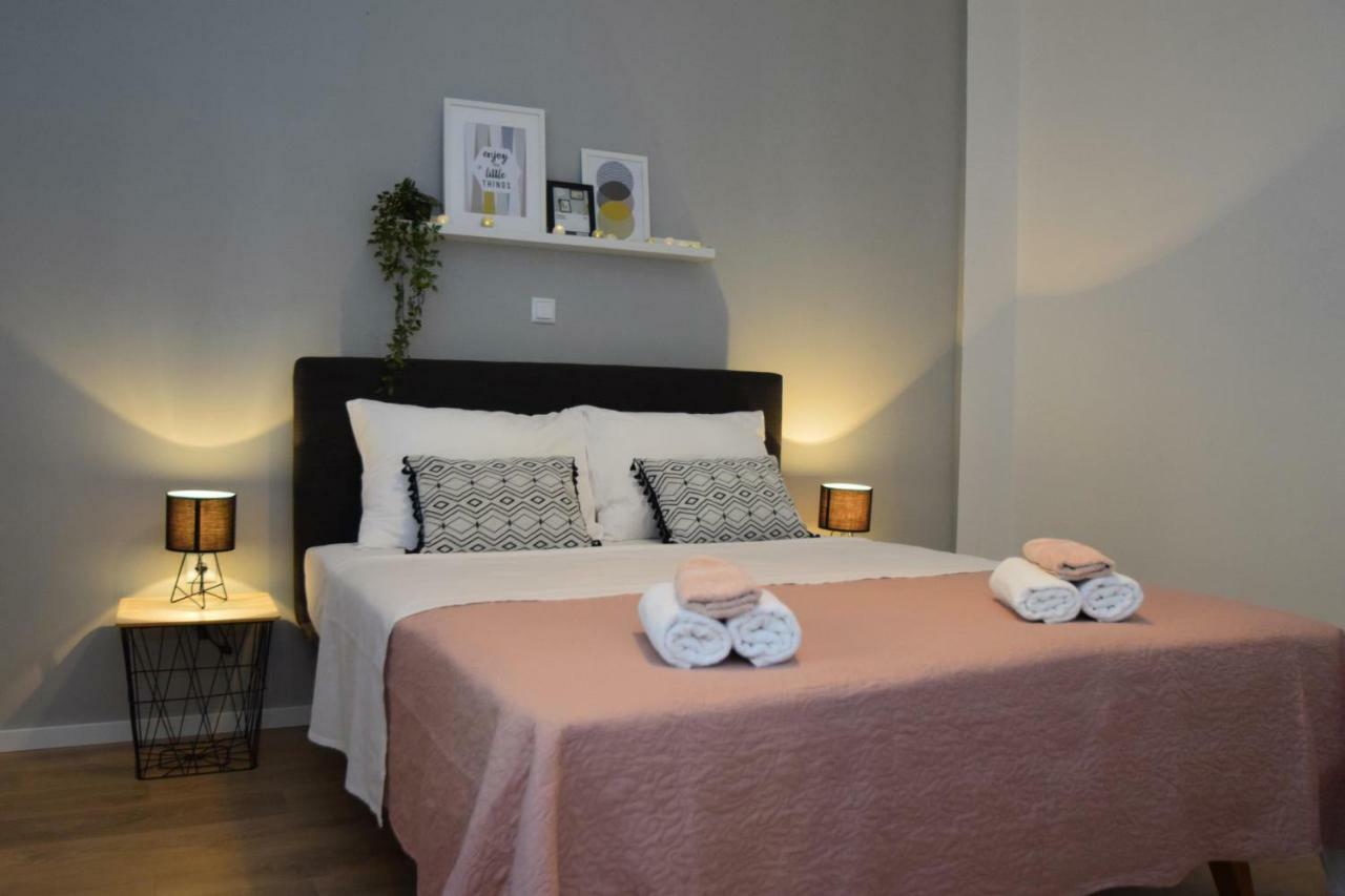Apartmani 4 Palme Starigrad Paklenica Exteriér fotografie